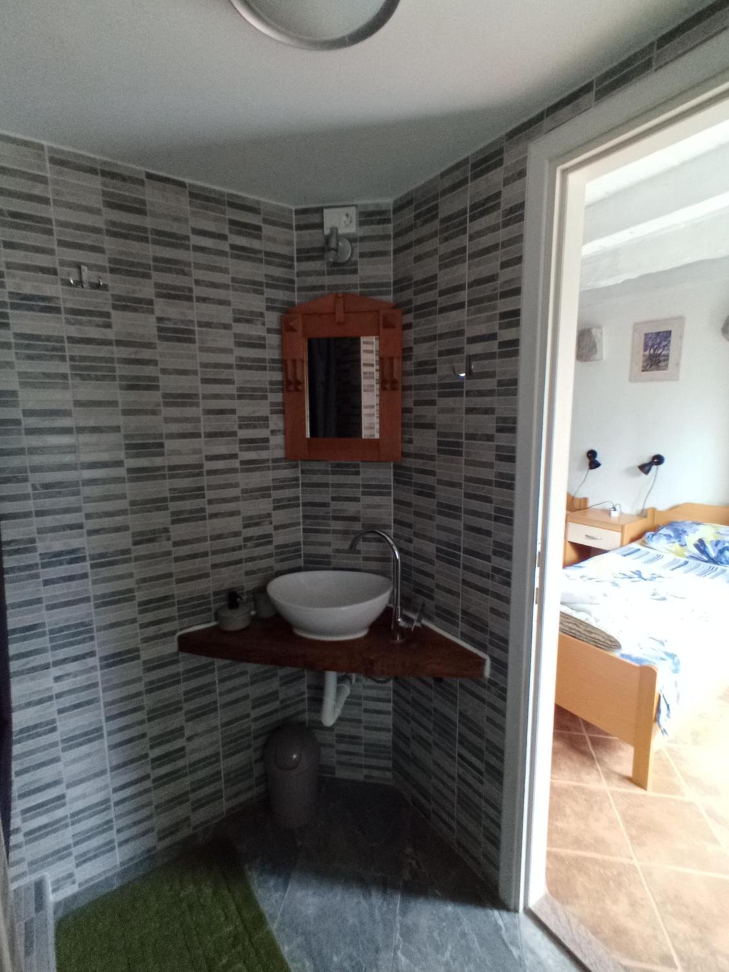 Apartmani Bartulasi Roč Dış mekan fotoğraf